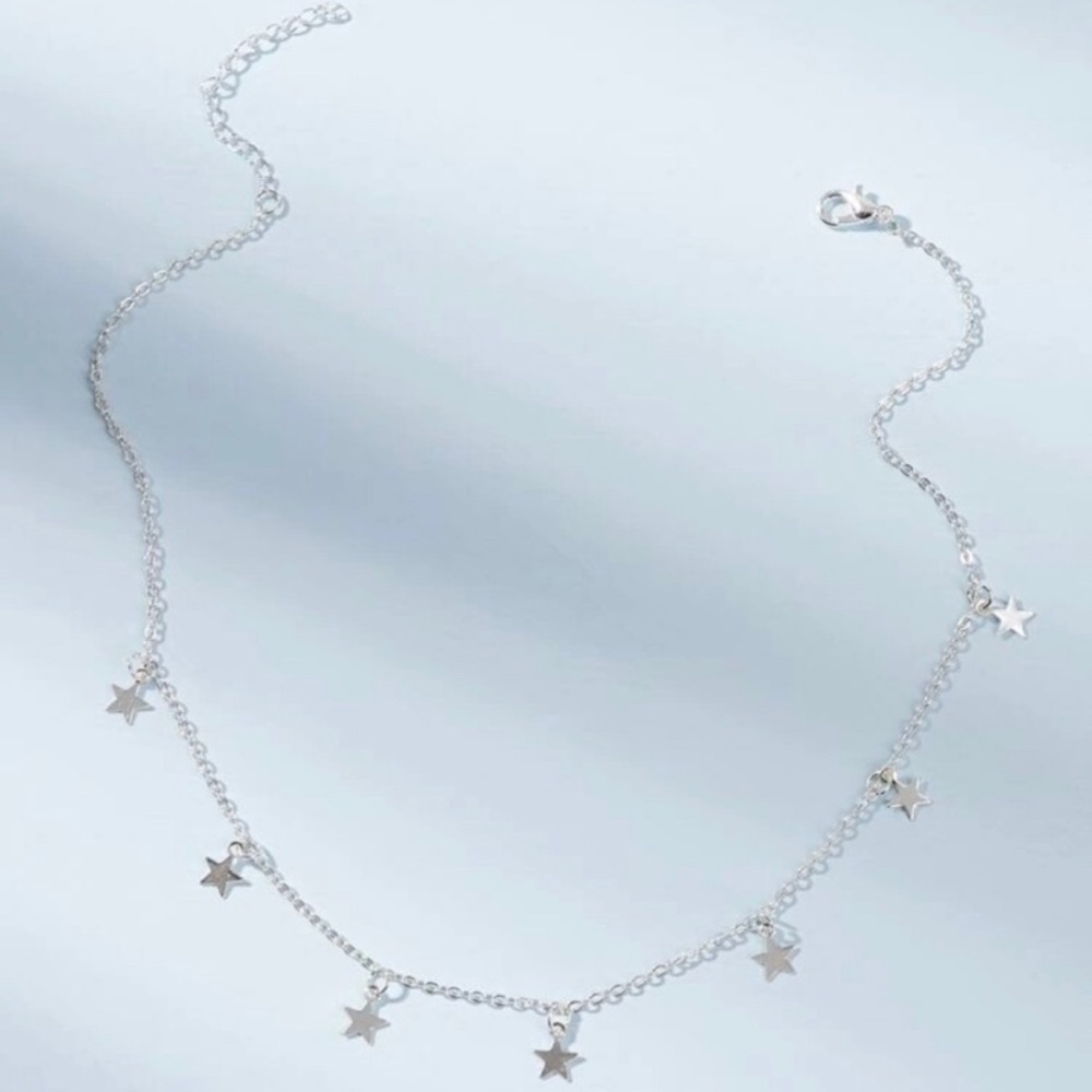 Star Choker Necklace - Picture 2 of 3